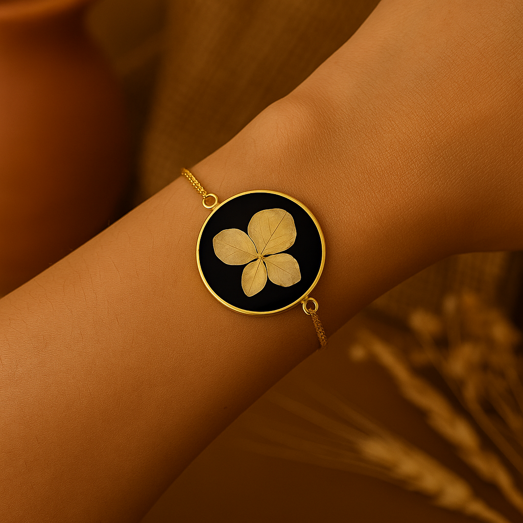 Beige Hydrangea Circle Bracelet – Grateful & Sophisticated