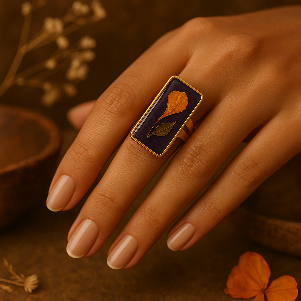 marigold nandina ring 3 hand.png